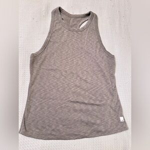 Vuori Heather Olive Green tank